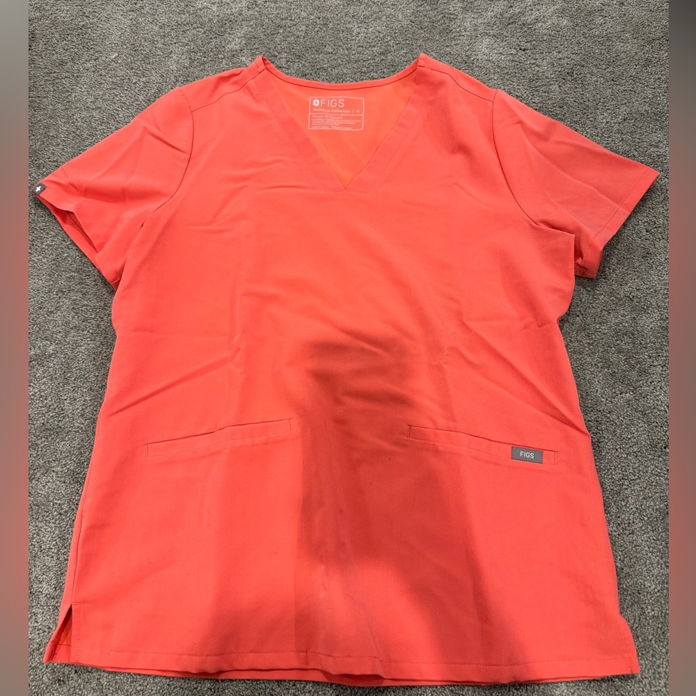 FIGS Neon Pink Scrub Top (medium)
